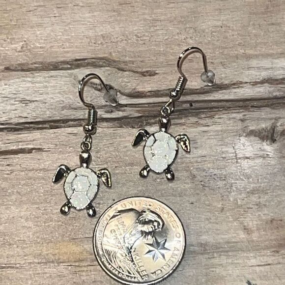 Silver White Simulated Opal Turtle Hook Drop Dangle Earring Wedding Gift - Picture 4 of 5